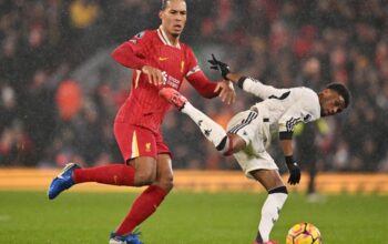 Kapten Liverpool: Pertarungan Melawan MU Tak Pernah Ada yang Mudah