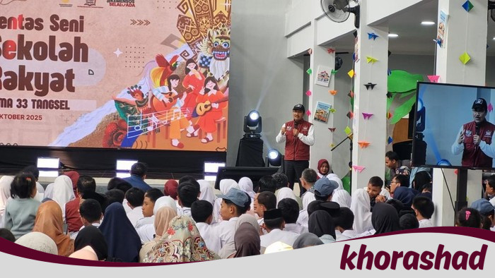 [Mensos Ungkap 500 Pendamping PKH Disanksi Peringatan: Kebodohan Penerima Manfaat?]