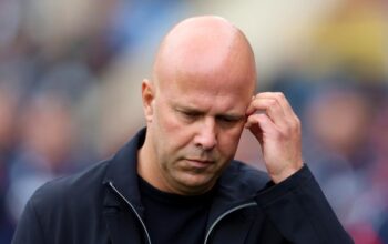 “Kekalahan Liverpool Memicu Maraknya Tagar #SlotOut di Medsos!”