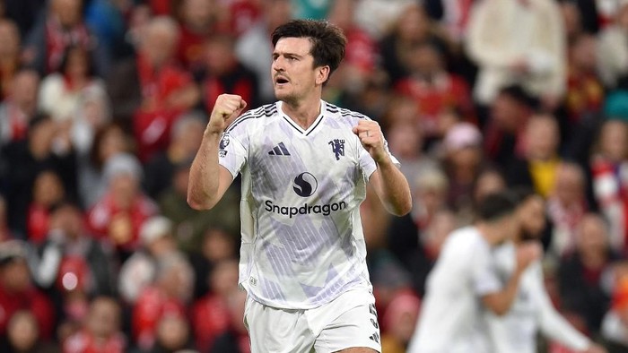 Harry Maguire si 'Kepala Emas' - Update 2