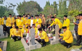 Golkar Persembahikan Doa di TMP Kalibata, Tanamkan Nilai Solidaritas dalam HUT ke-61