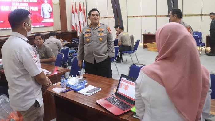 50 Kantong Darah dari Polresta Serang, Solusi Kritis untuk Kebutuhan Darah di Banten