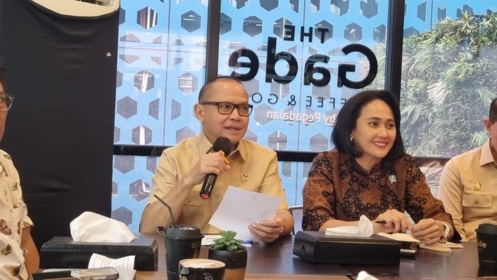 Menteri P2MI Ungkap Arahan Prabowo: Perlindungan-Keahlian PMI Ditingkatkan - Update 2