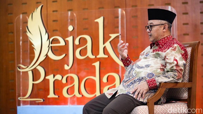 1 Tahun Kabinet Prabowo, Mendikdasmen: Apakah Semua Benar-Benar On The Track?
