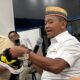Bahlil Dukung UMKM Lewat Sepatu ‘ESDM’ Rp 250 Ribu, Pamer di Depan Kamera!