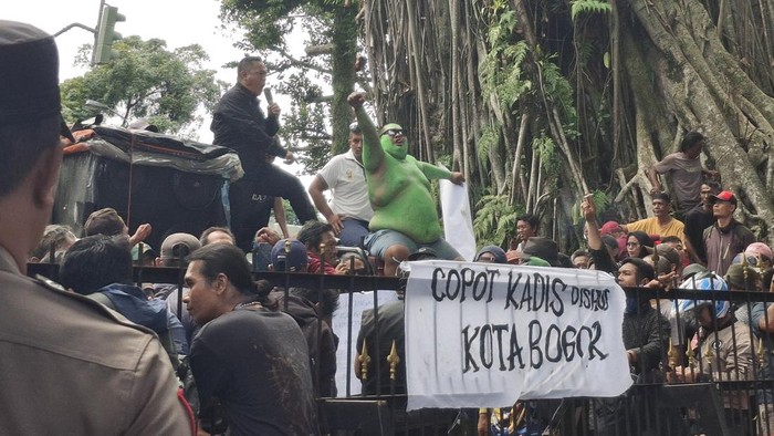 Sopir Angkot Bogor Ricuh, Buntut Panjang hingga Pukul Dishub