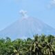 **124 Letusan Semeru dalam 24 Jam, Warga Dijauhkan 8 Km dari Gunung**