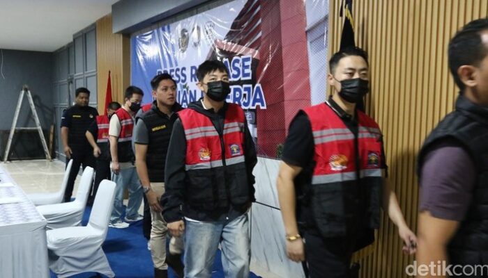 Deportasi 6 WNA China di Jogja: Salahguna Izin Tinggal?