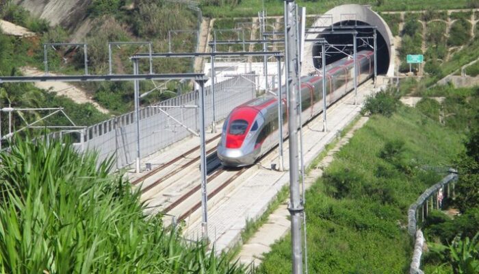 “Investigasi KPK Soal Kereta Cepat: Masalah yang Belum Terpecahkan, Pertanyaan yang Belum Ditanggapi”