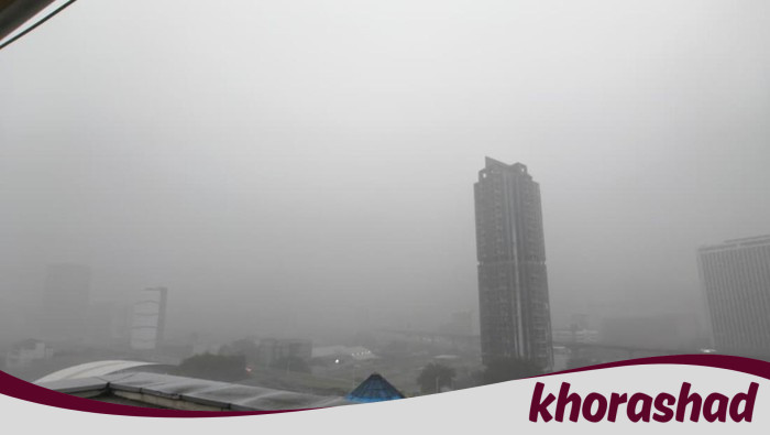 Hujan Deras Disertai Petir Guyur Jakarta Sore Ini, Apakah Benar Menunjukkan Peringatan Alam?