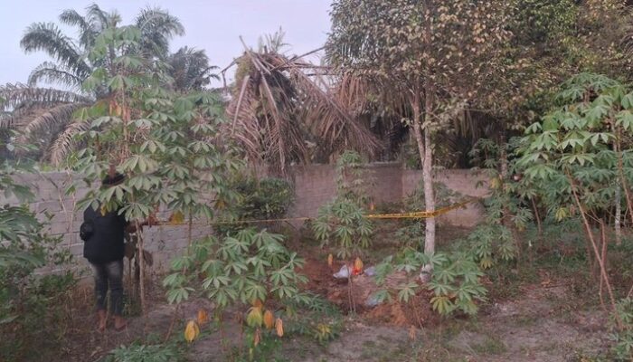 Kuburannya Mencekam, Kisah Tragis Pria di Riau yang Tewas Dibungkus Terpal