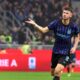 **”Inter Milan Bersorak dengan Gol Debut Sucic, ‘Sedap Sekali, Sucic!'”**