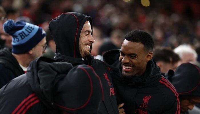 Gravenberch Mungkin Main Lawan Villa, Liverpool Siap Beraksi?