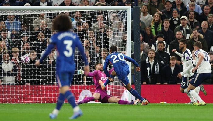 Tottenham Vs Chelsea: The Blues Atasi热刺, Unggul 1-0 di Babak Pertama!