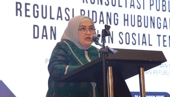 Konsultasi Publik di Medan, Revisi UU Ketenagakerjaan Menuai Pro & Kontra