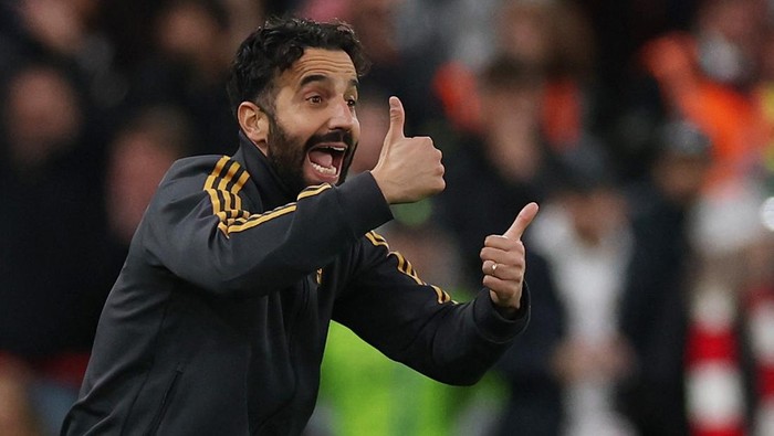 Man United Kehilangan Posisi, Diimbangi Nottingham Forest di Akhir Pertandingan.