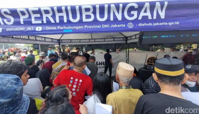 “Mereka Antusias Sambut Layanan Gratis Transportasi Umum Jakarta, Apa yang Membuatnya Spesial?”