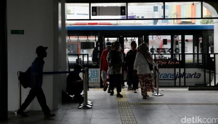 “TransJ di Yos Sudarso Mau Dipindah, Warga Jakut Geram!”