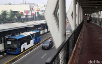 Pramono Janji Perbaiki Halte TransJ-Stasiun MRT yang Menyudutkan Disabilitas