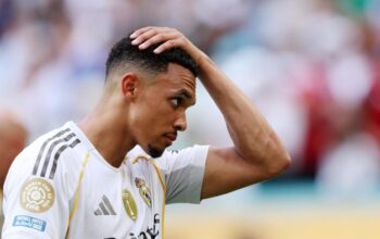 “Trent Alexander-Arnold: Klaim Ikhlas ‘Trent Akan Selalu Cinta Liverpool’ di Tengah Rezim Baru Jurgen Kloop”