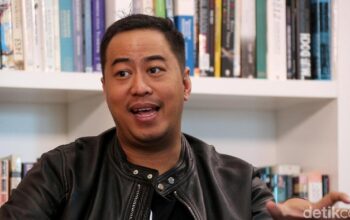 “Gempuran Kritikan kepada Pandji Pragiwaksono Imbas Candaan yang Menaikkan Adat Toraja”