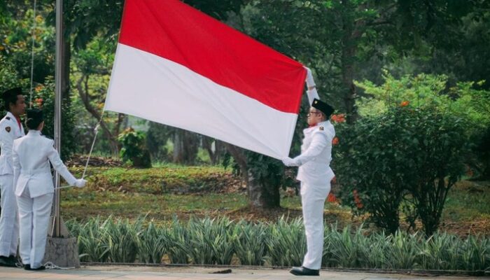 “Upacara Bendera Hari Pahlawan 2025: Jadwal hingga Susunan Acara yang Memprihatinkan”