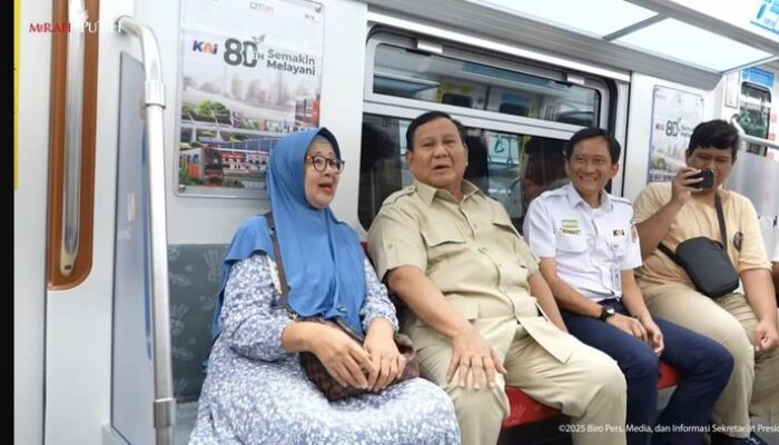Kesan Prabowo Naik KRL Manggarai-Tanah Abang – Update 2