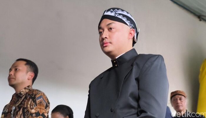 “Dari KGPAA ke Raja, Hamangkunegoro Menyandang Gelar Paku Buwono XIV, Menulis Bab Baru Sejarah Solo”