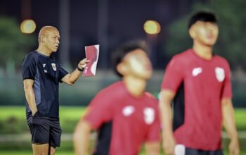 “Kekalahan Timnas U-17 dari Zambia: Nova Arianto Ungkap Titik Lemah Tim”