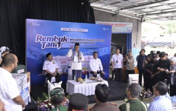 Harga Pupuk Subsidi Anjlok, Zulhas: Terima Kasih Prabowo & Pupuk Indonesia!