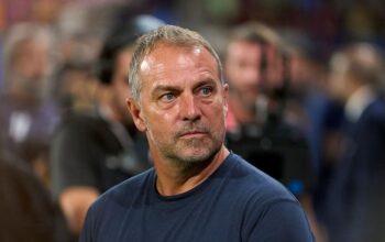 **Hansi Flick Dikabarkan Akan Hengkang dari Barcelona, Apakah Ini Kabar Pensiun?**