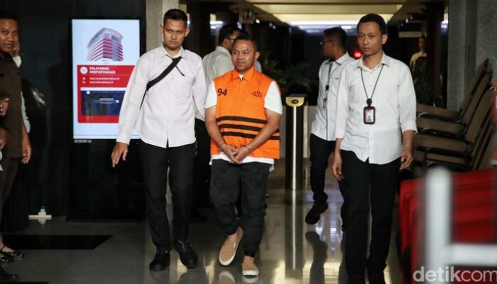 “KPK Duga OTT Gubernur Riau, Nyaris Lari! Ditangkap di Kafe Sambil Bersembunyi!”