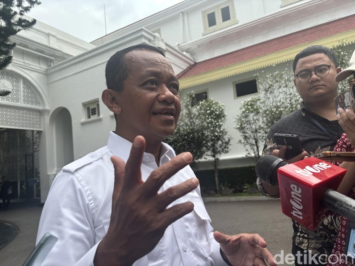 Kontroversi Gelar Pahlawan, Bahlil Sebut Golkar Jadi Perantara Gus Dur-Habibie