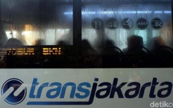 Viral Penumpang Ngeluh Bus Jalan Lambat di Tol, TransJ Bicara Keamanan: Apa yang Sebenarnya Terjadi?