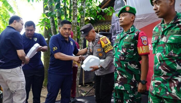 Polri Serahkan Kendaraan Baru untuk ‘Polisi Penolong’ dalam Upaya Perkuat Mobilitas Bhabin