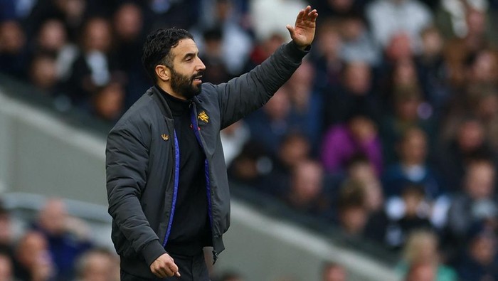 Amorim Sayangkan Kegagalan MU: 