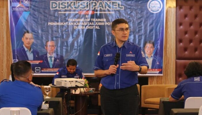 “Perkuat Komunikasi Strategis, Demokrat Gelar Bimtek Bakomstra Kalteng: Reformasi Komunikasi Politik di Tengah Masyarakat”