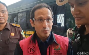 **Nadiem Ungkap Rahasia Perkara, Momen Hari Pahlawan Jadi Bumbu Sensasional!**