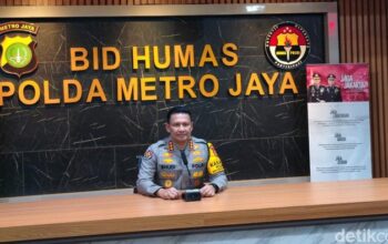 Polisi Ungkap Misteri Ledakan SMAN 72, Sita Buku hingga Dokumen dari Rumah Pelaku!