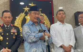 Jimly: Kapolri Jadi Jembatan Reformasi Polri, Transformasi di Tatapan Publik!