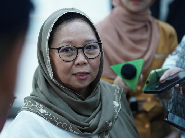 Viral! Gus Elham Cium Anak di Panggung, PBNU Kebal Sanksi?