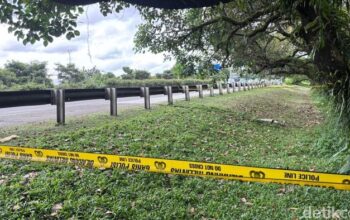“Mobil Driver Taksi Online Dicuri, Mayat Ditemukan Terikat di Pinggir Tol Jagorawi” 🚕🔍