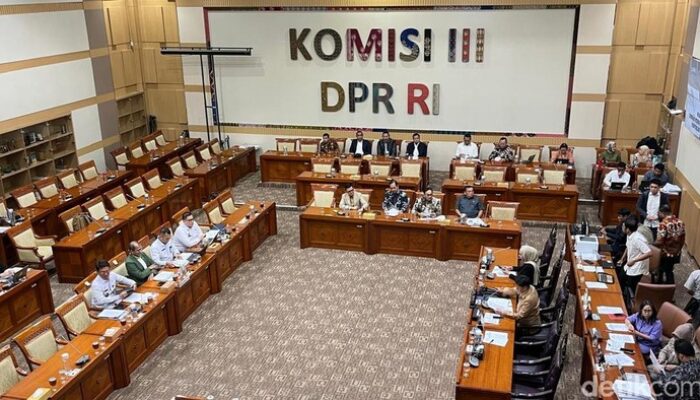 Panja RKUHAP Rapat Bareng Wamenkum, Bahas 29 Klaster Masalah – Update 2