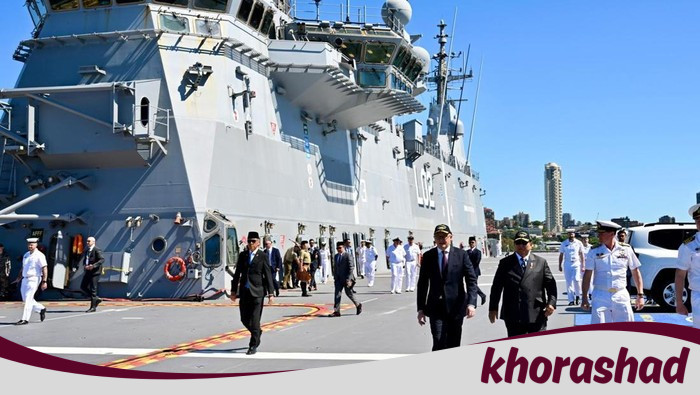 Prabowo Didampingi PM Albanese Tinjau Kapal Perang Terbesar Australia HMAS Canberra - Update 1