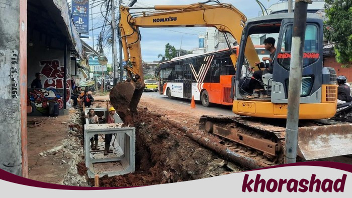 Bikin Macet, Warga Harap Proyek Galian di Jalan Saharjo Tebet Segera Rampung - Update 2