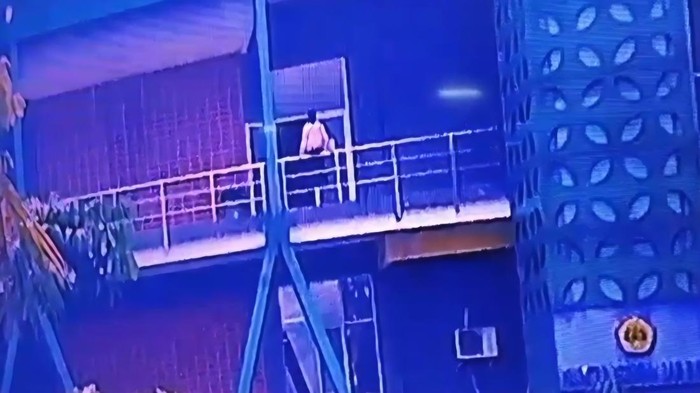 **Tragedi Mahasiswi Unpak: Detik-detik Sebelum Jatuh dari Lantai 3 Kampus Bogor**