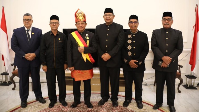 Gelar 'Petua Panglima Hukom Nanggroe' untuk Tito Karnavian: Momentum Transformasi Hukum Indonesia