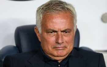 “Mourinho Bikin Fenerbahce Cekak: Strategi Kontroversial yang Guncang Eropa!”