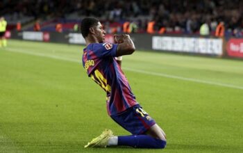 Solskjaer Puji Perkembangan Rashford di Barcelona