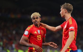 Huijsen Sebut Yamal Anak Baik yang Terjebak dalam Permainan Media